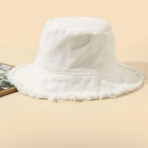 White bucket hat